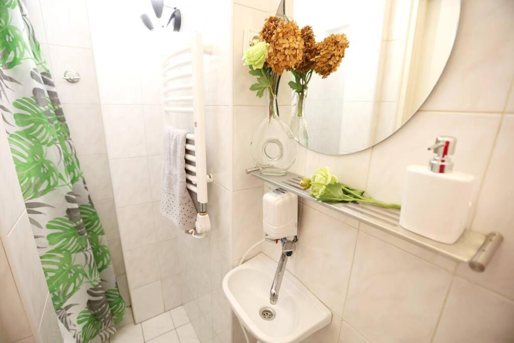 Batorego Cosy Apartment Краків Екстер'єр фото